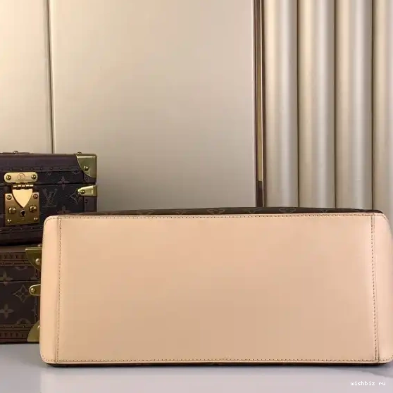 WIS LOUIS VUITTON Mezzo 0430